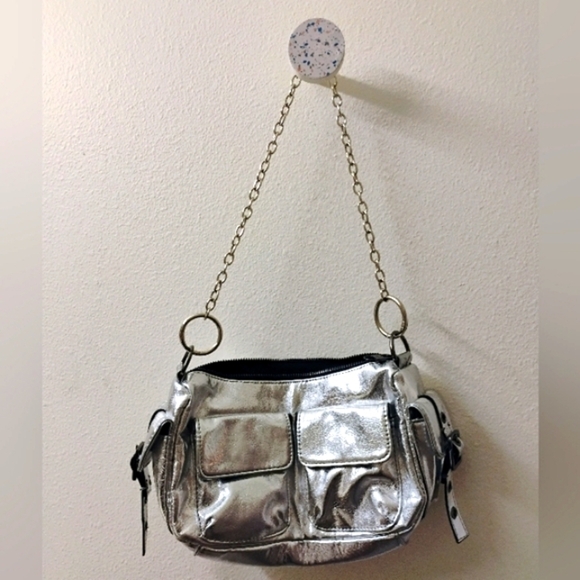 Pull&Bear Handbags - Pull & Bear Silver Stylish Bag With Silver Chain Strap